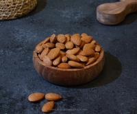 Sarı Kayısı Çekirdeği